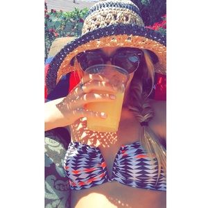 Floppy straw sun hat